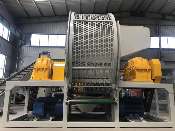 廢輪胎破碎機械,輪胎破碎機械,廢舊輪胎破碎機械