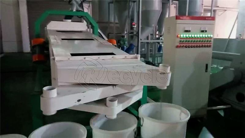 廢舊動力鋰電池回收與循環(huán)利用技術(shù),廢鋰電池回收處理,瑞賽克動力電池回收設(shè)備